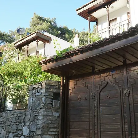 Totelya Pansiyon *